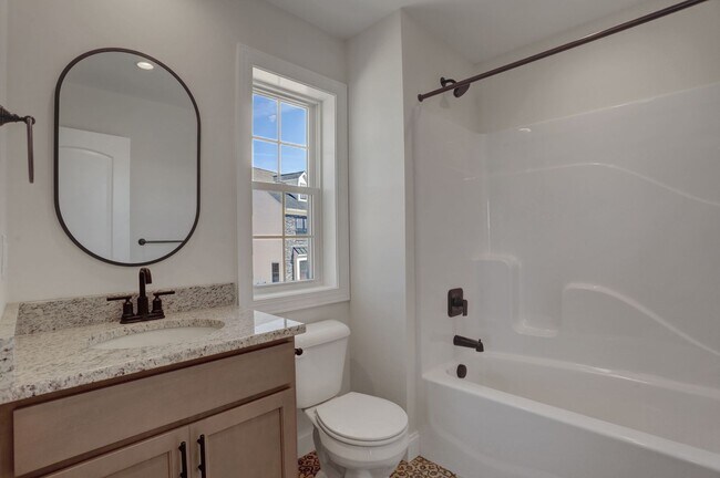 Building Photo - 971 Old Elizabethtown Rd