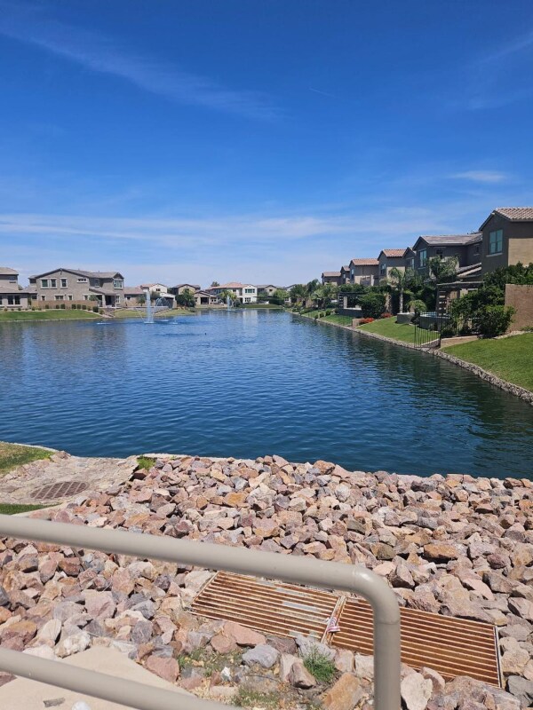 Building Photo - 4362 S Gardenia Dr