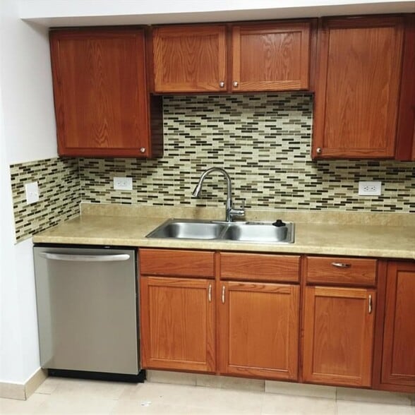 Building Photo - 3680 N 56th Ave