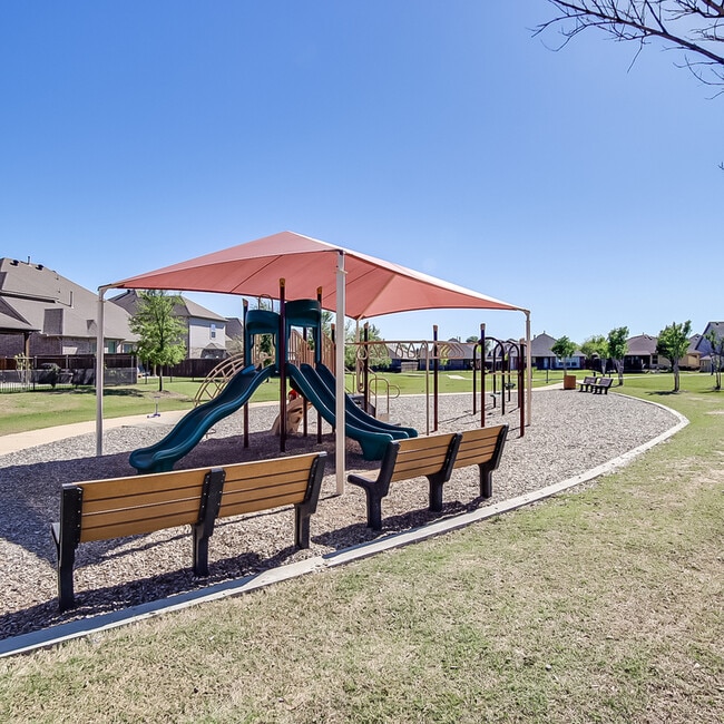 Building Photo - 9105 Conroe Dr