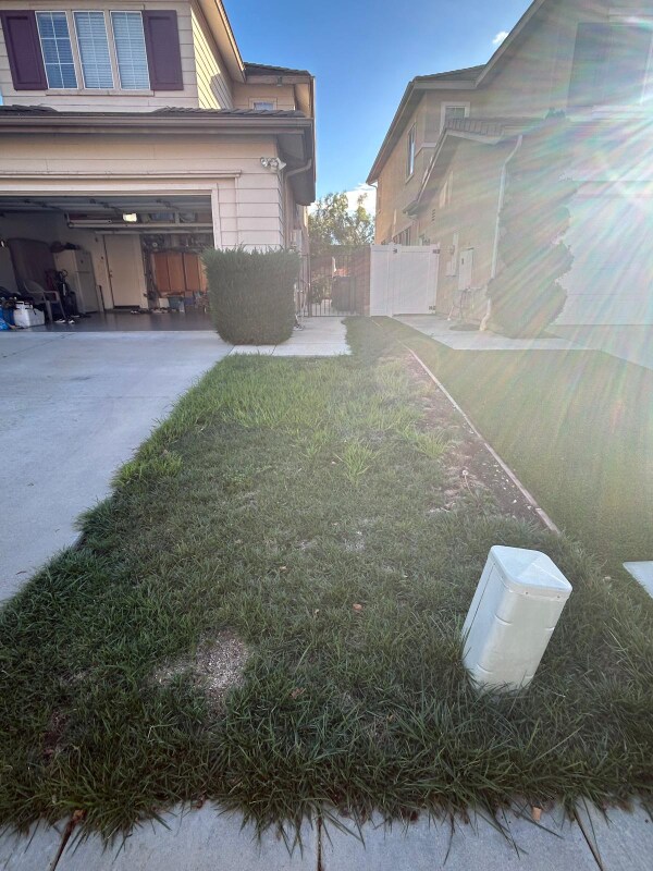 Building Photo - 6016 Sunflower St