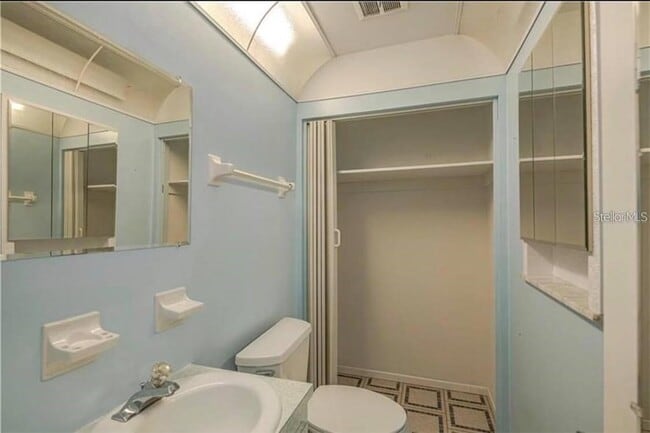 Building Photo - 3153 Conway Blvd