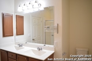 Building Photo - 7431 Magnolia Dr