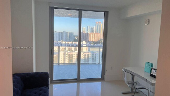 Building Photo - 300 Sunny Isles Blvd