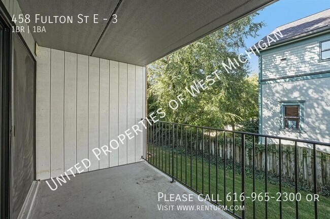 Building Photo - 458 Fulton St E