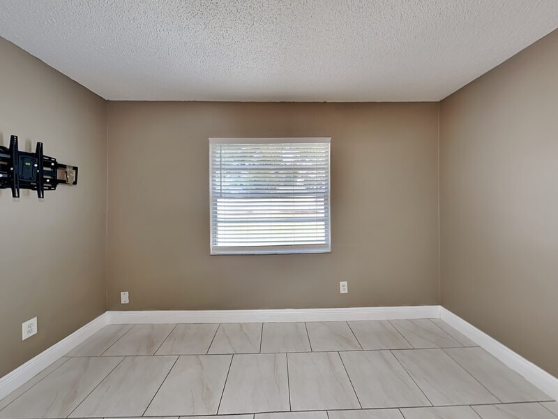 Building Photo - 241 W Citrus St