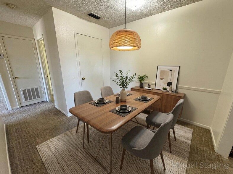 Building Photo - 4308 Lake Rd