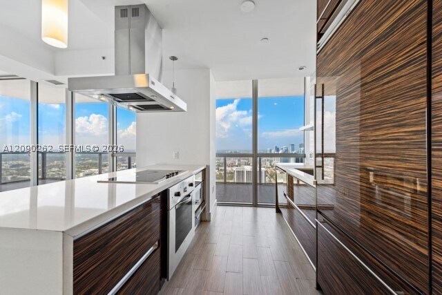 Building Photo - 1100 Biscayne Blvd