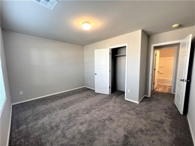 Building Photo - 1314 Travertine Pl