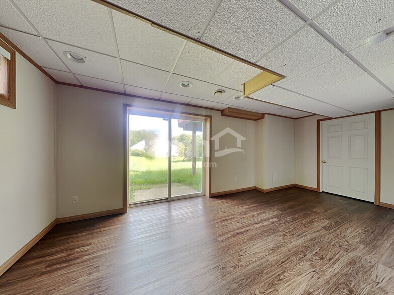Building Photo - 26 Grouse Dr