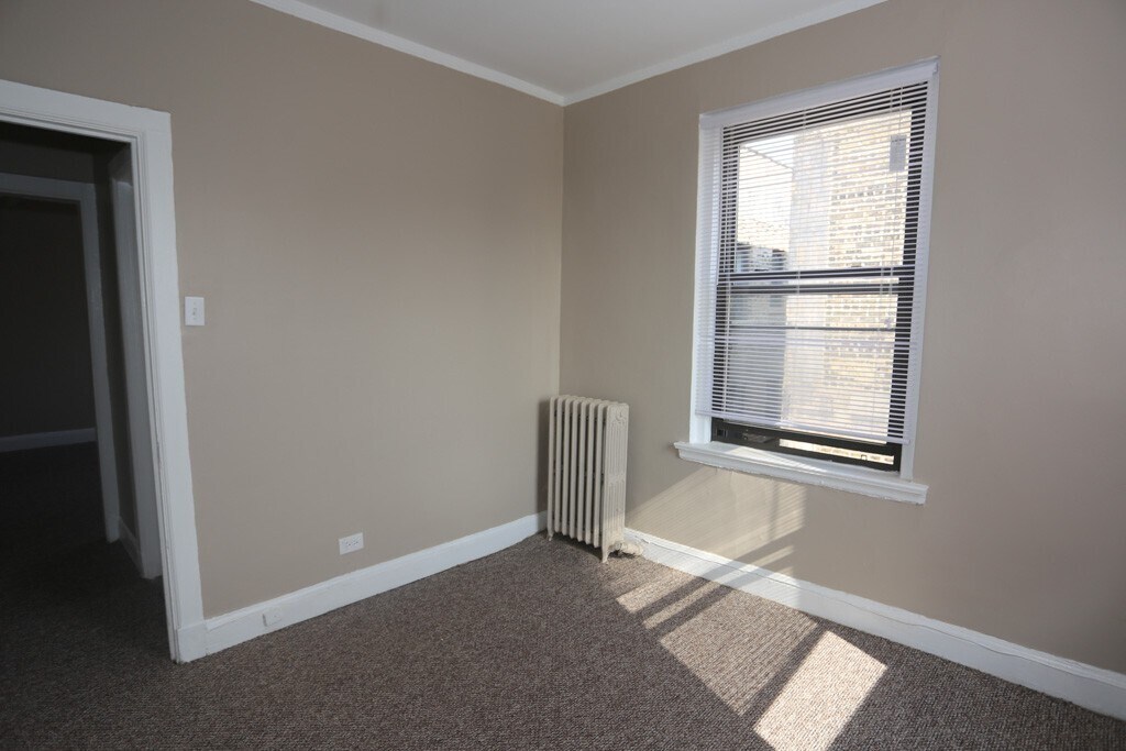 Building Photo - 3824 N Fremont St