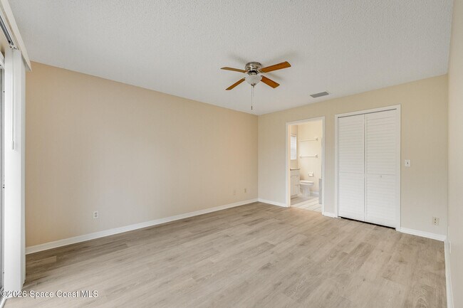 Building Photo - 2540 Wild Wood Dr