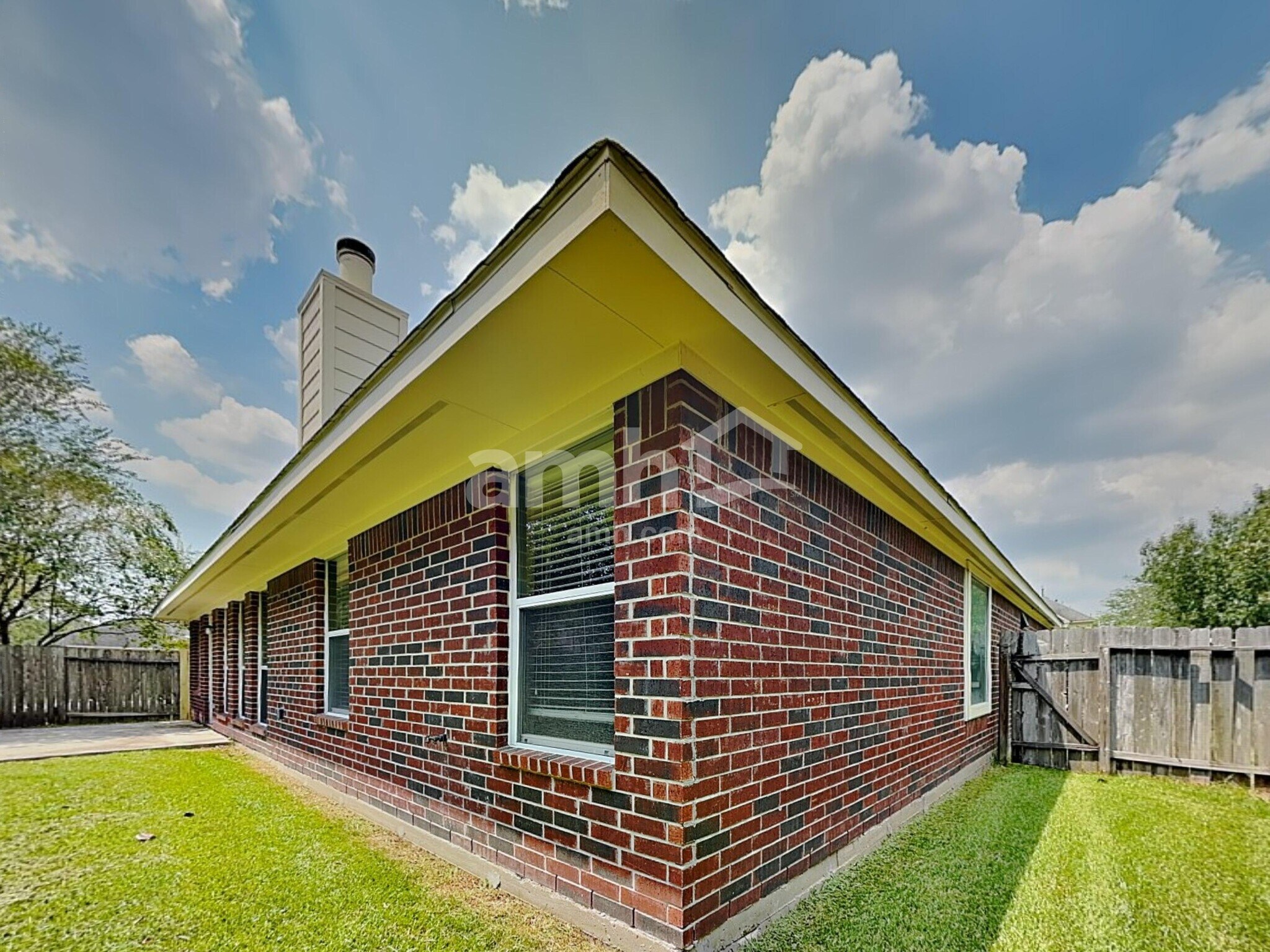 Building Photo - 7612 Misty Lake Ln