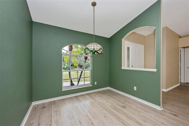Building Photo - 4382 Sunburst Ave