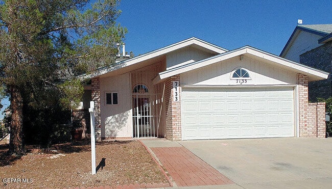 Building Photo - 7133 Imperial Ridge Dr