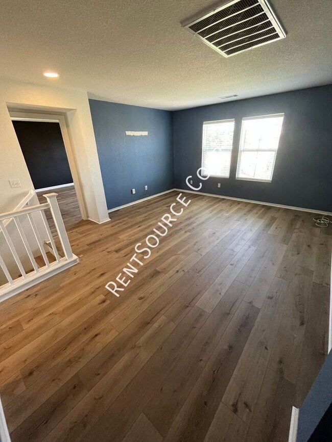 Building Photo - 37515 Limelight Way