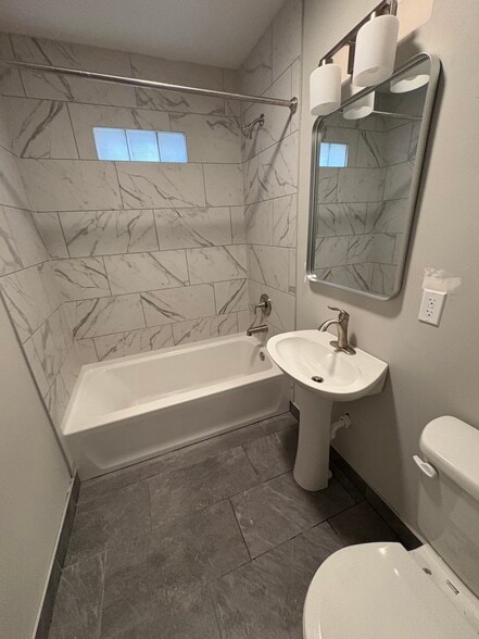 Building Photo - 4729 Bancroft Ave