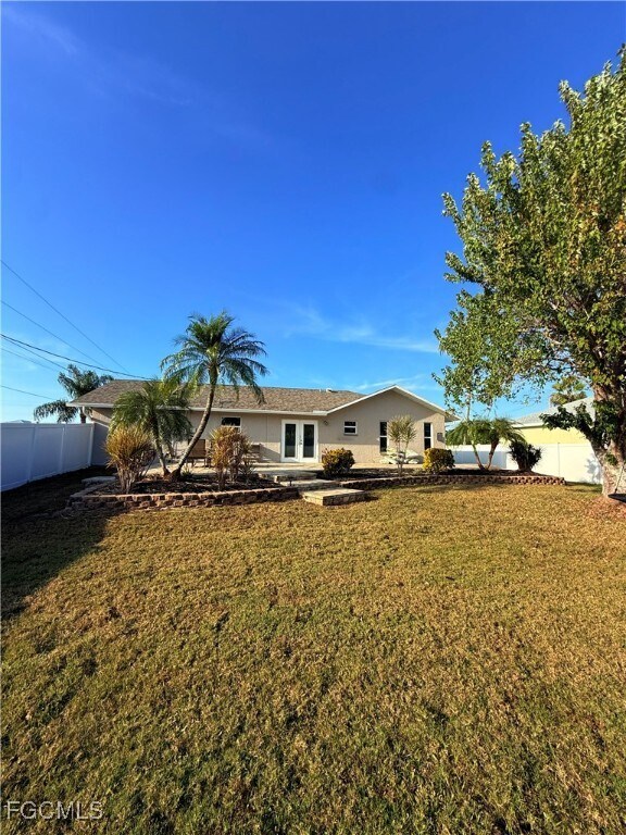 Building Photo - 2910 Surfside Blvd