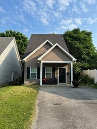 Building Photo - 1517 Kenton St