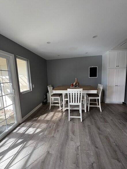 Building Photo - 136 Countrywood Ln