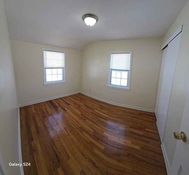 Building Photo - 94 Cortland Cir