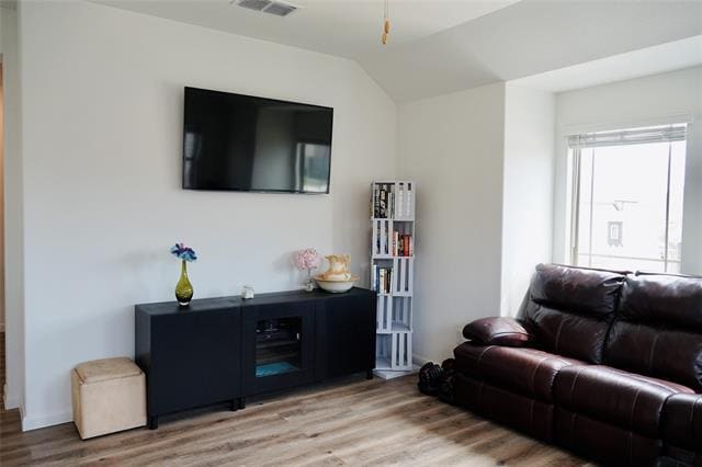 Building Photo - 16601 Hidden Cove Dr