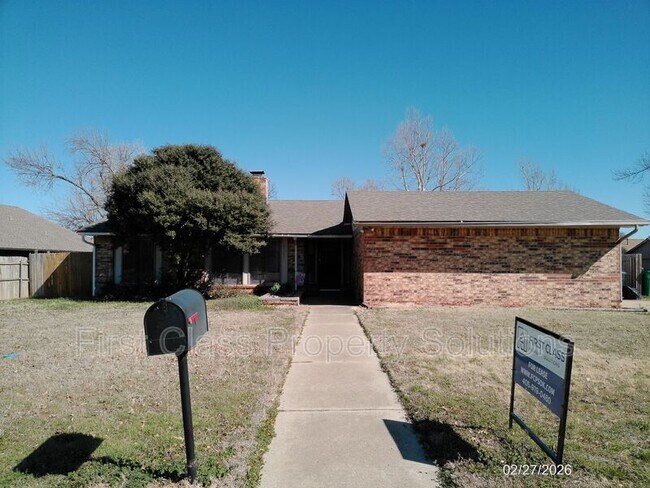 Building Photo - 5316 NW 111th Terrace