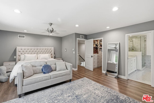 Building Photo - 5516 Bluebell Ave