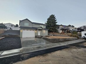 Building Photo - New Construction House in Ephrata