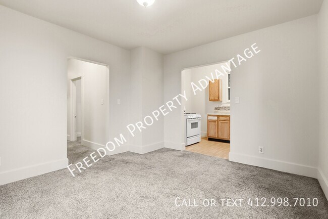 Building Photo - 412 Edgemont St