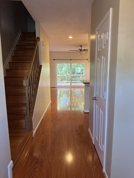 Building Photo - 13527 Highland Mews Pl