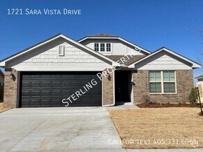 Building Photo - 1721 Sara Vista Dr