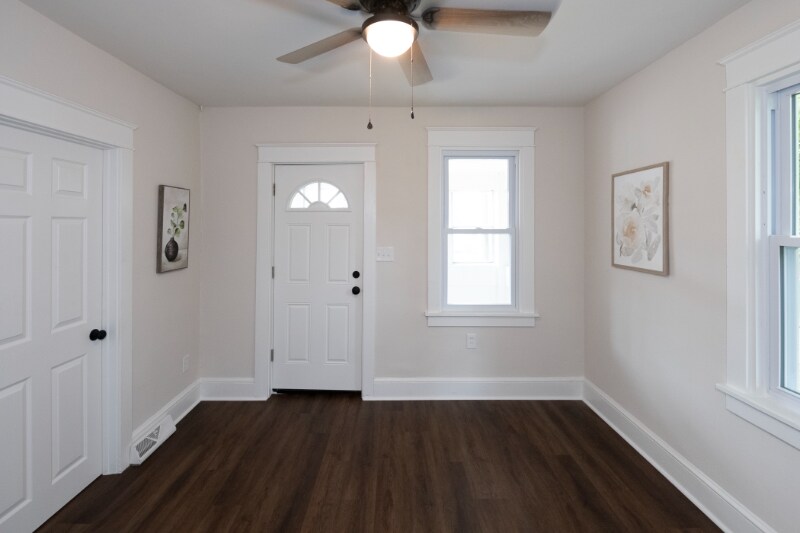 Building Photo - 1548 Webber Dr