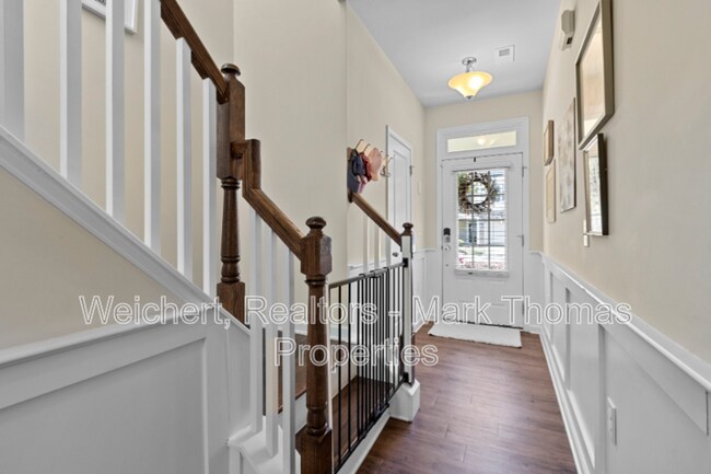 Building Photo - 4340 Flintlock Ln