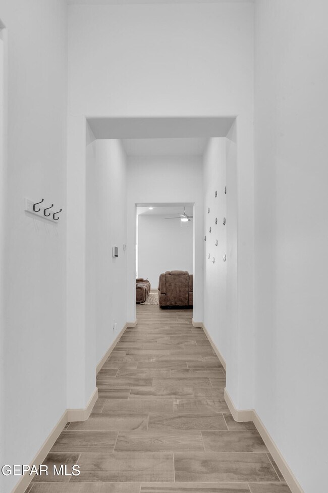 Building Photo - 12614 Amesbury Dr