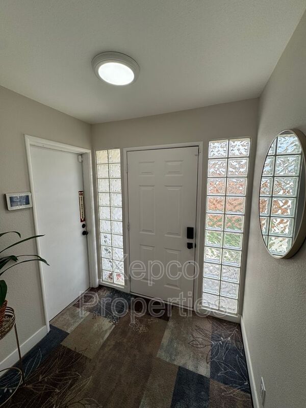 Building Photo - 66735 Buena Vista Ave