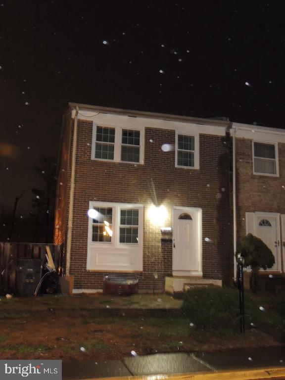 Building Photo - 2915 Pheasant Ln