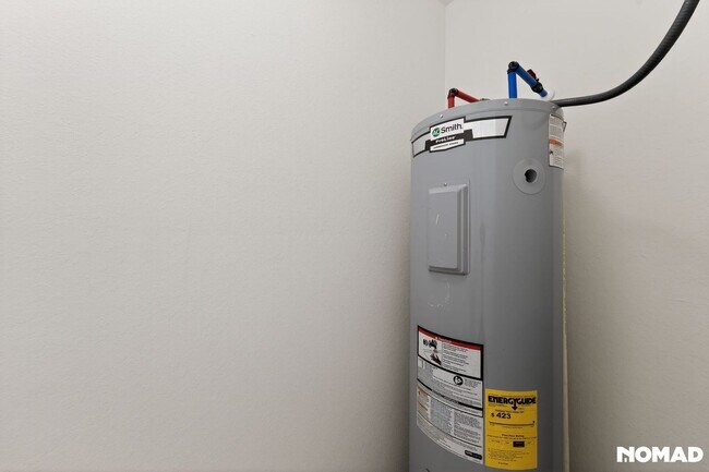 Building Photo - 18118 Sullivan Ave