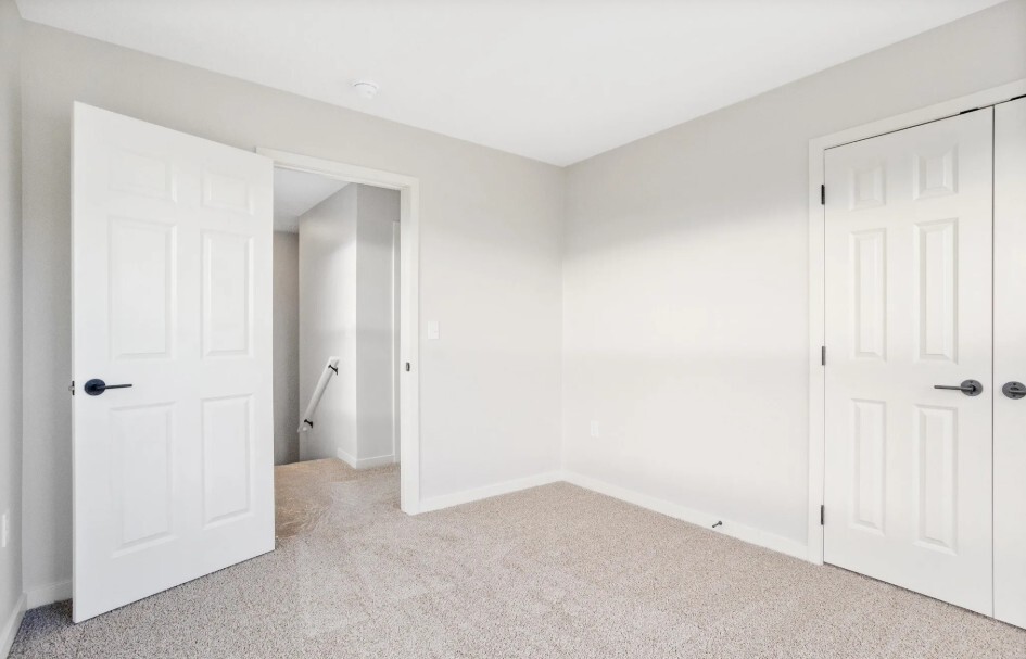 Building Photo - 20875 S Ct