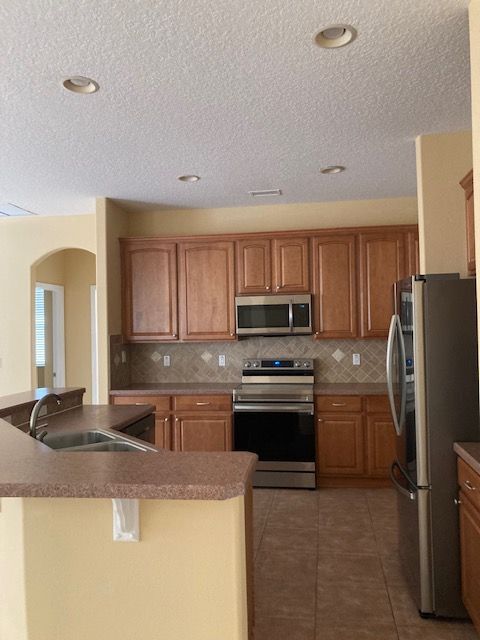 Building Photo - 87 Patric Dr