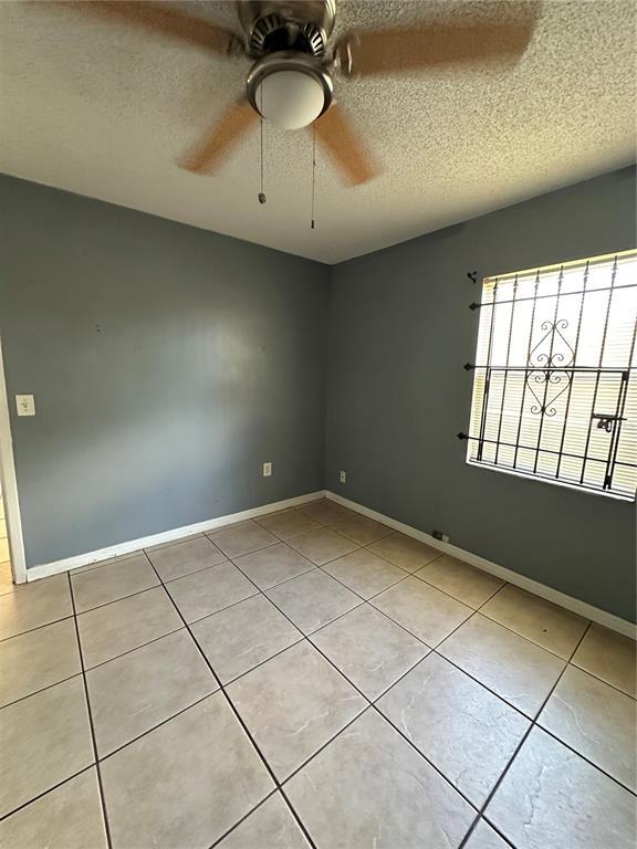 Building Photo - 517 N John St