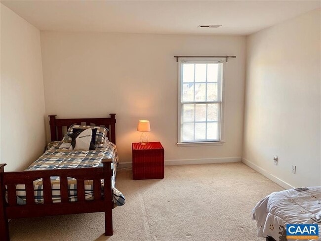 Building Photo - 544 Summerford Ln