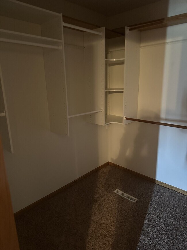 Building Photo - 3502 28th St SW