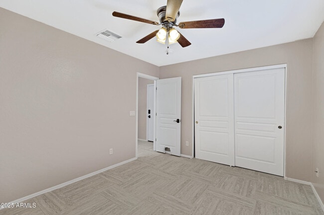 Building Photo - 4374 S Mariposa Dr