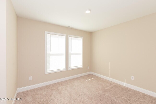 Building Photo - 134 Smallwood Rd