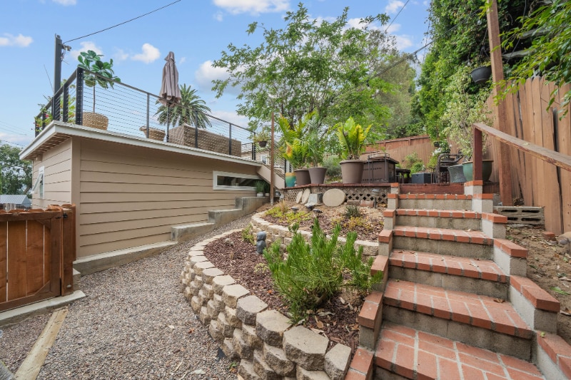 Building Photo - 2494 Loy Ln