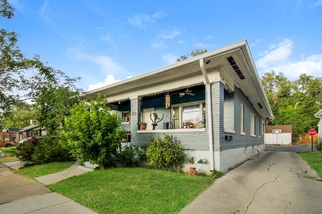 Primary Photo - 2332 Eccles Ave