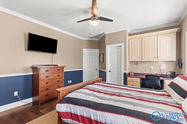 Building Photo - 5522 Cedar Mill Dr