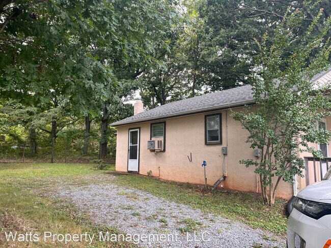 Building Photo - 2 br, 1 bath House - 1411 Suburban Rd
