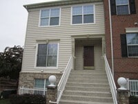 Building Photo - VERY WELL MAINTAINED CONDO